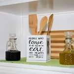 Apartman M.e.p. *
